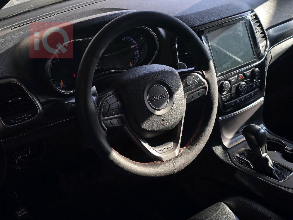 جيب جراند شيروكي